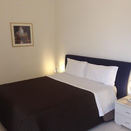 B&B Young Catania Kültér fotó