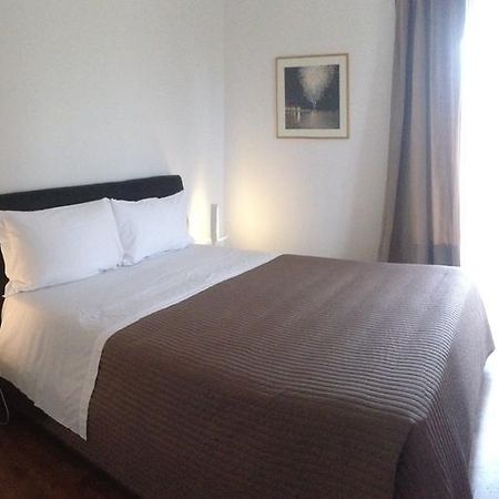 B&B Young Catania Szoba fotó